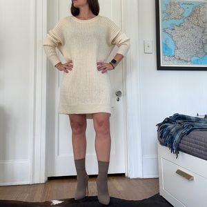 Cream sweater dress or tunic. EUC. SZ M
